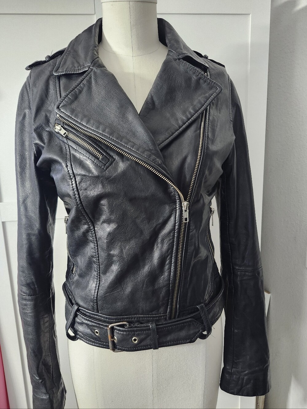 Soia & Kyo $595 Black LAMB LEATHER Biker Jacket SZ Small GORGEOUS!